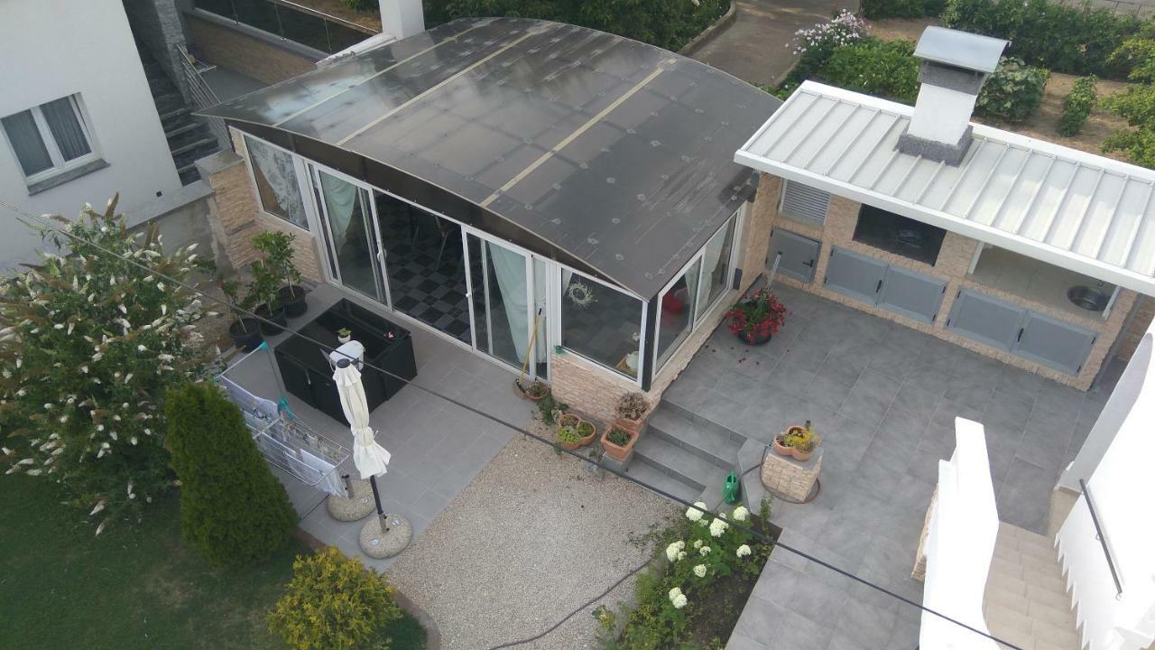Apartments Lipic Vodice Exterior foto
